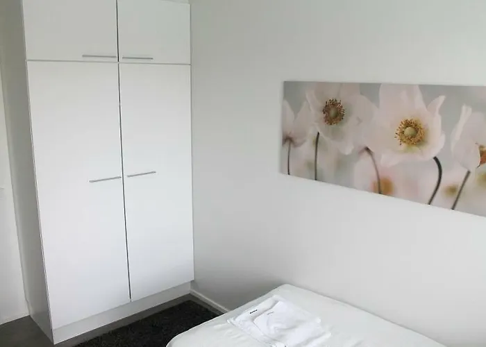 Kotimaailma - Koskikatu 11 ヨエンスー